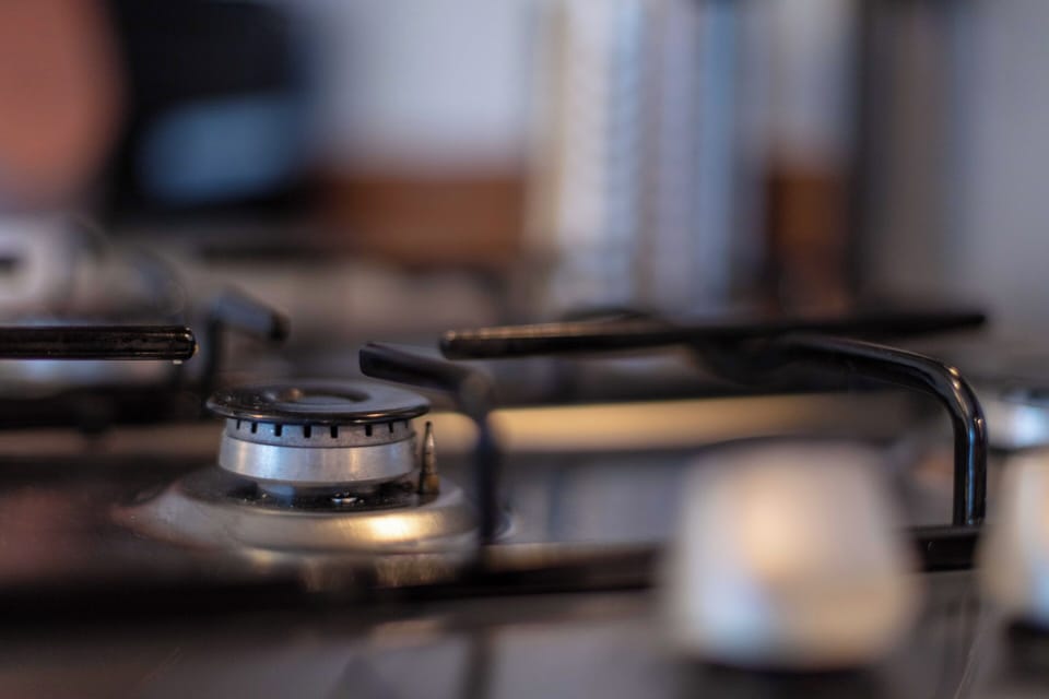 Classic Apartment | Private kitchen | Full-size fridge, microwave, oven, stovetop