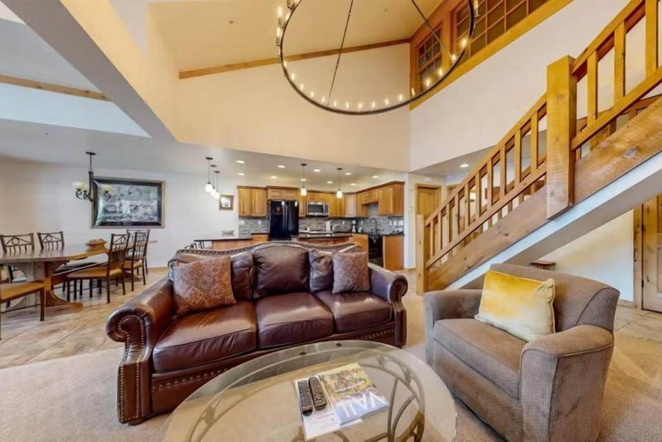 Condo (Vail_Lion_Square_310E) | Living room