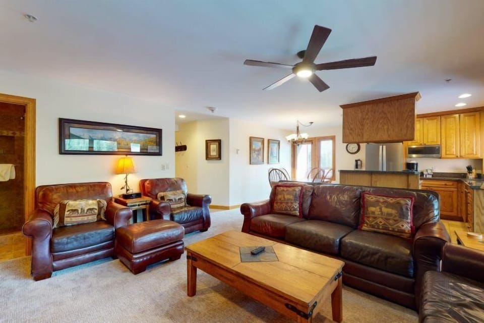 Condo (Vail_Lion_Square_652S) | Living room | Fireplace