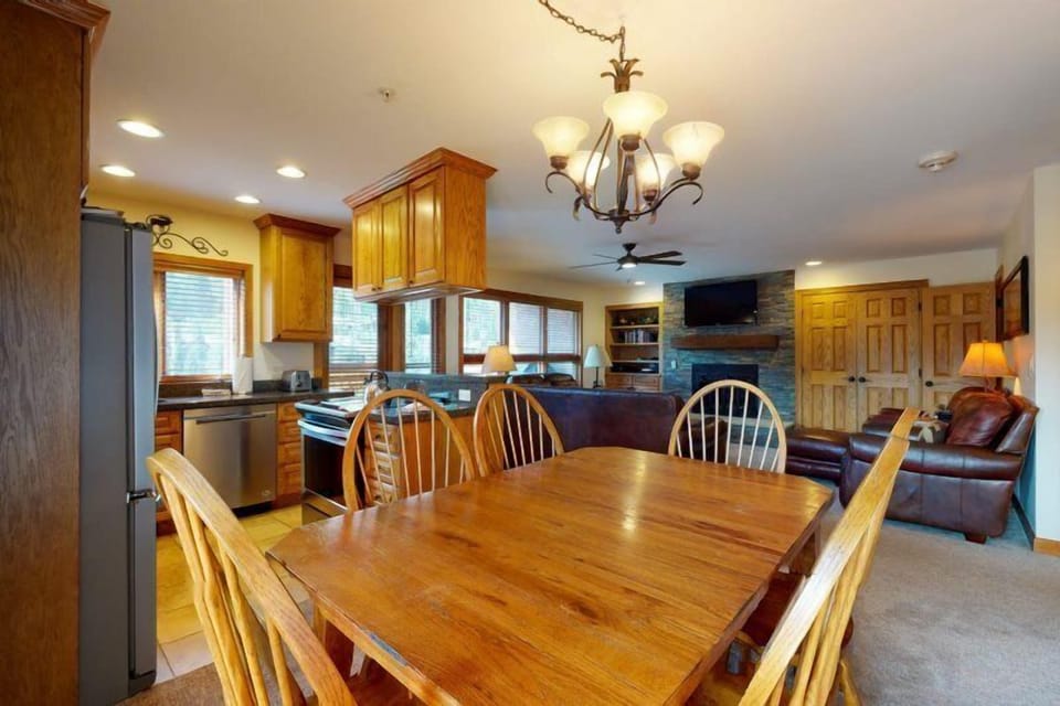 Condo (Vail_Lion_Square_652S) | Private kitchen