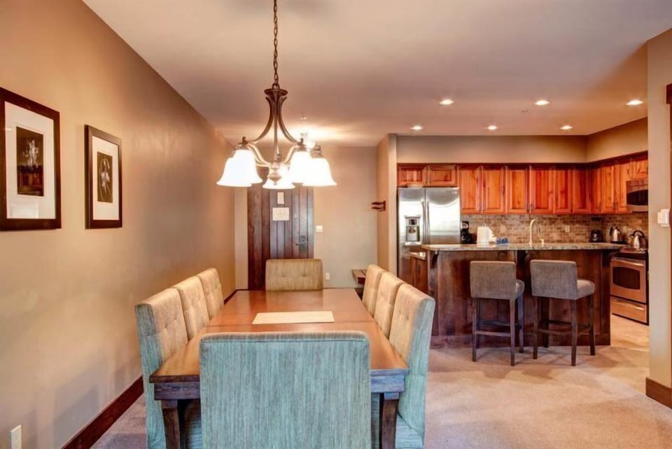 Condo (Breck_Crystal_Peak_7403) | Private kitchen