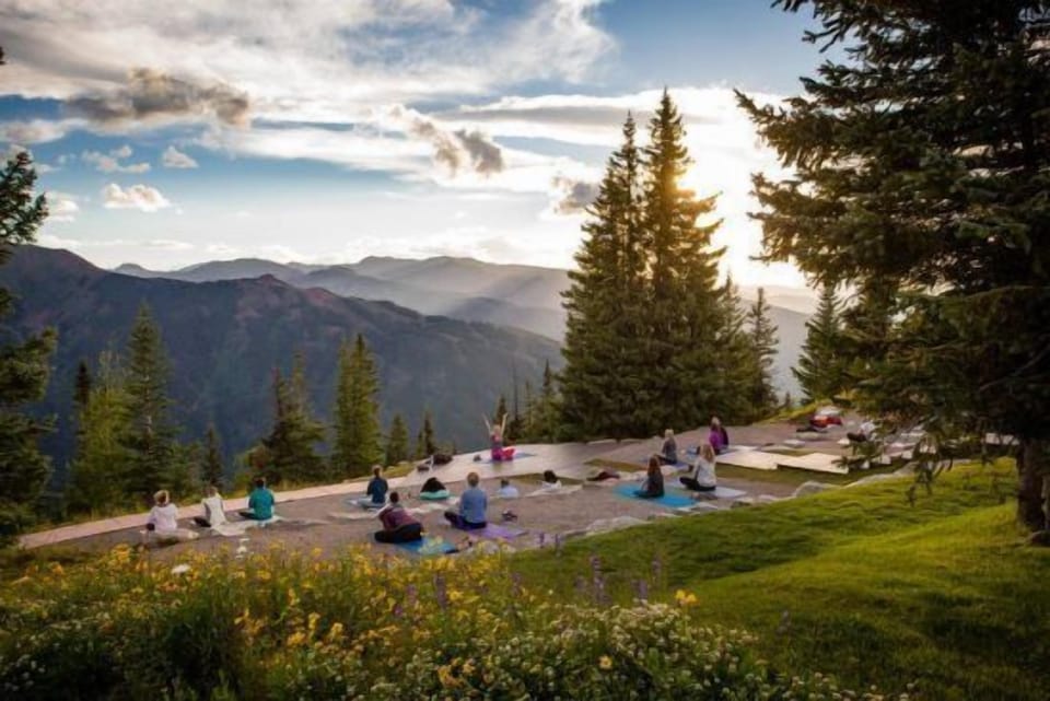 Condo (Aspen_Sky_Residence_2) | Exterior