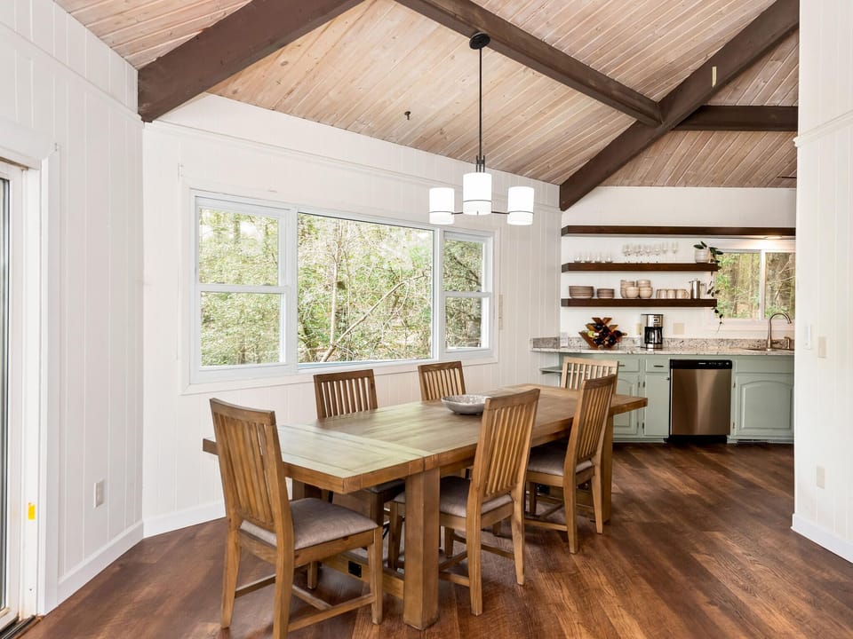 Dining room and kitchen are on the second floor.