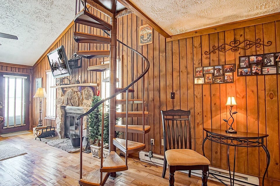 Stair case leading to the loft