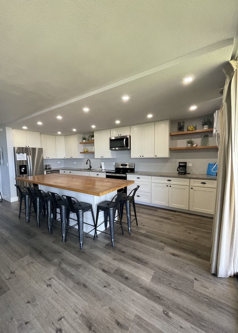 Gorgeous update and very spacious kitchen! Well  stocked for cooking! 