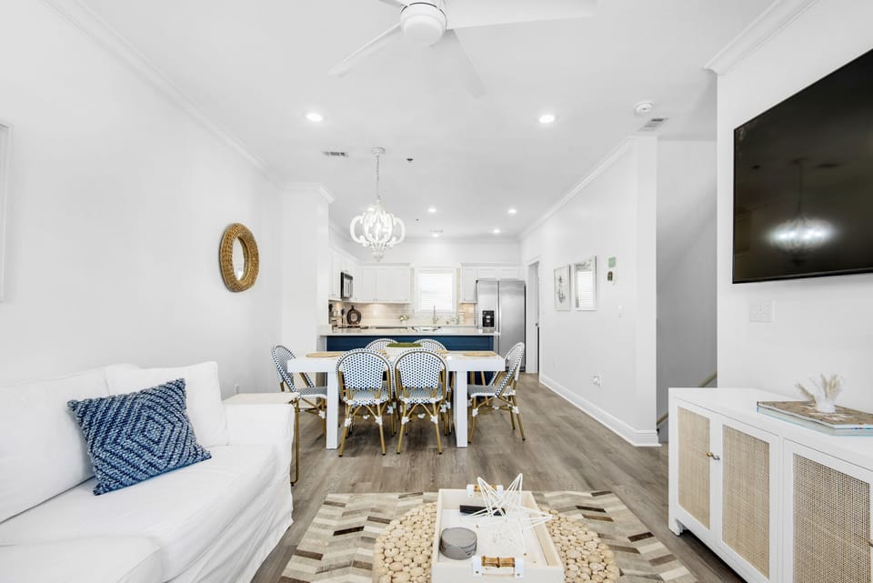 Living room to kitchen view