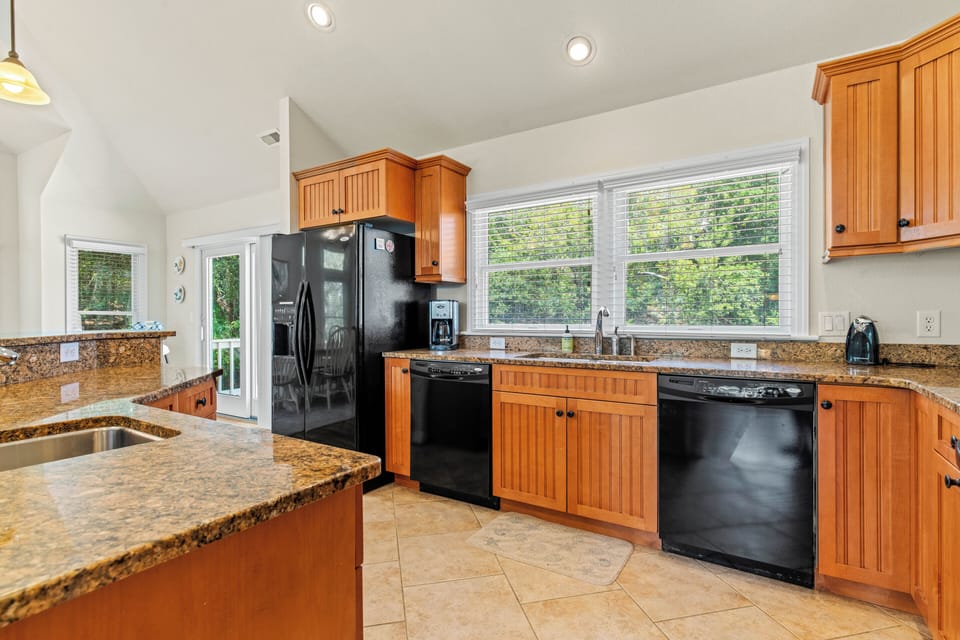 Kitchen - Top Level