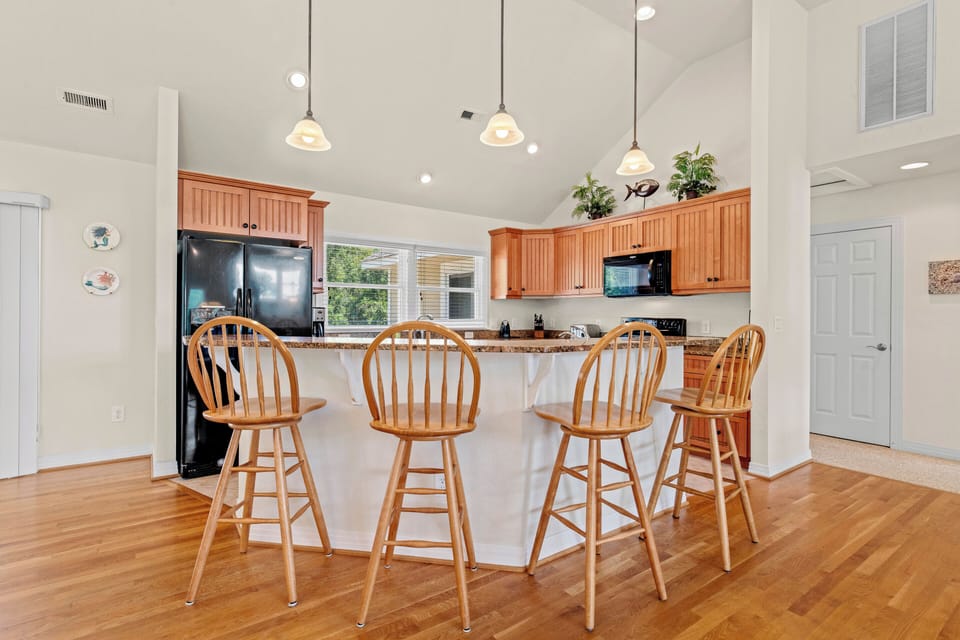 Kitchen Island - Top Level