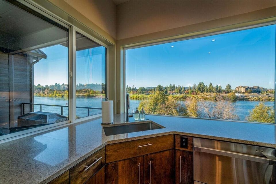 Picturesque Views from the gourmet Kitchen
