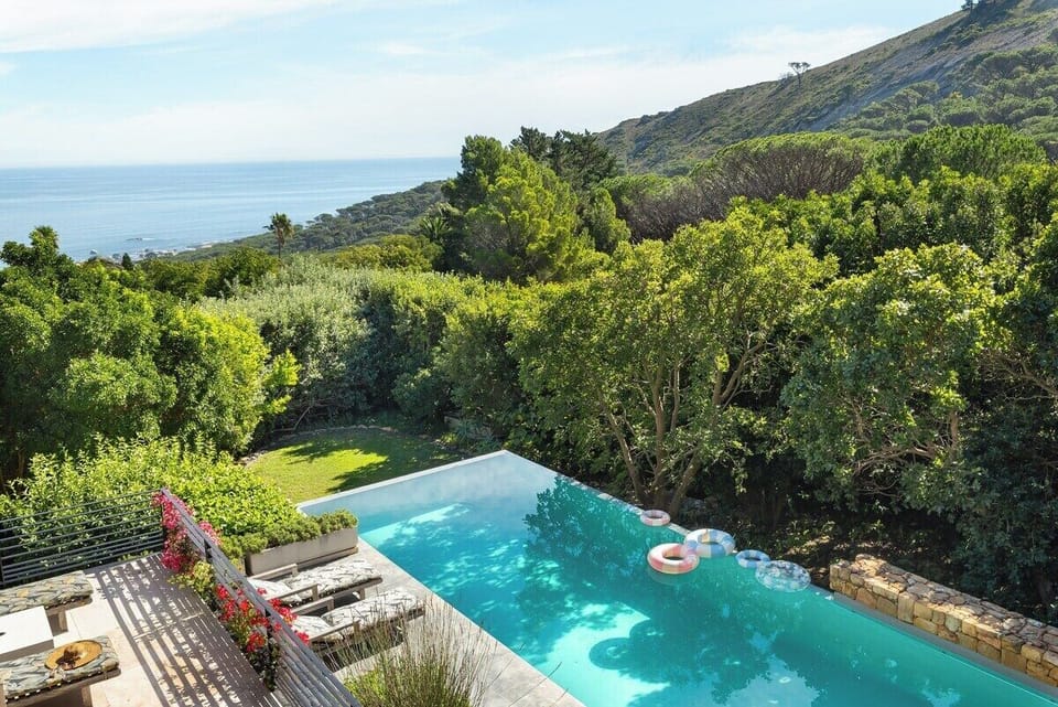 "...a spectacular stay with unforgettable views. The location is perfect, and the neighborhood is beautiful. ...every staff member we interacted with was kind and helpful, making our stay even more enjoyable..."