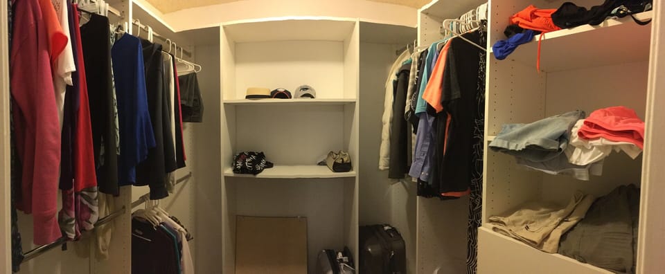 walk-in closet