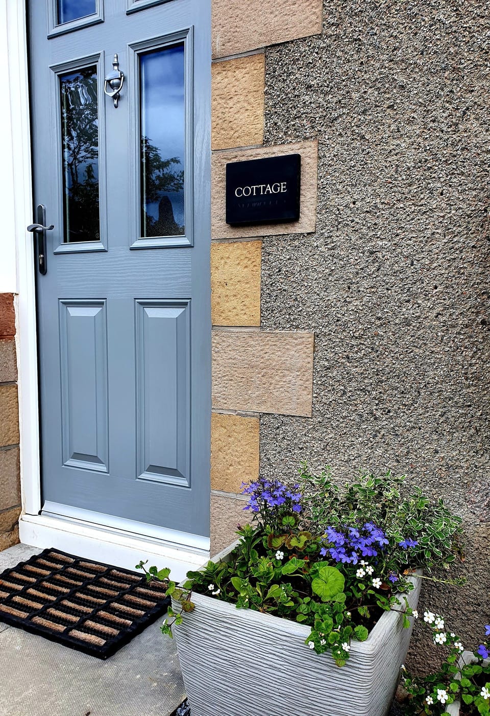 Oakbank Cottage