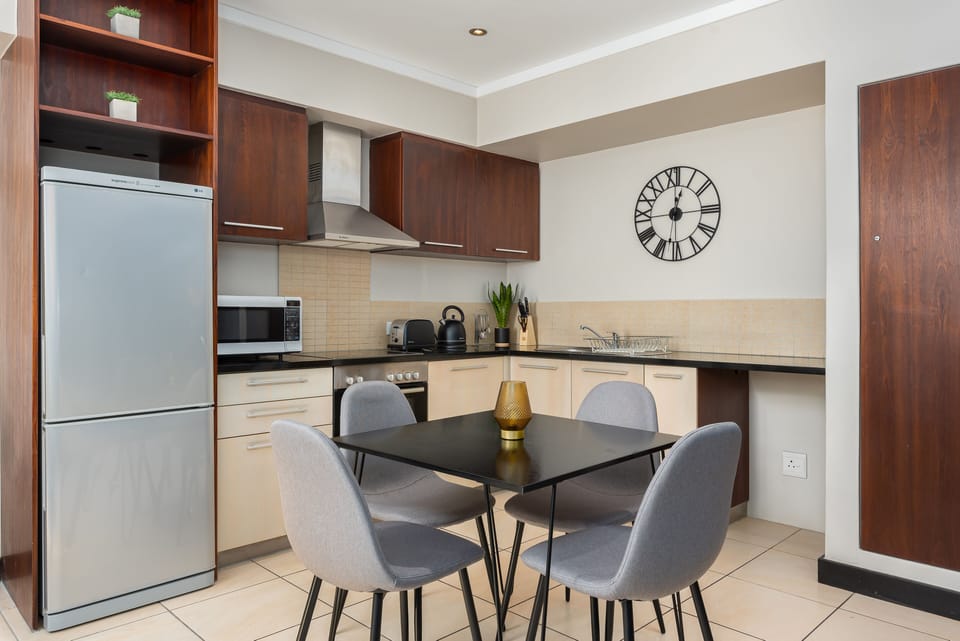 Premier Apartment | In-room dining