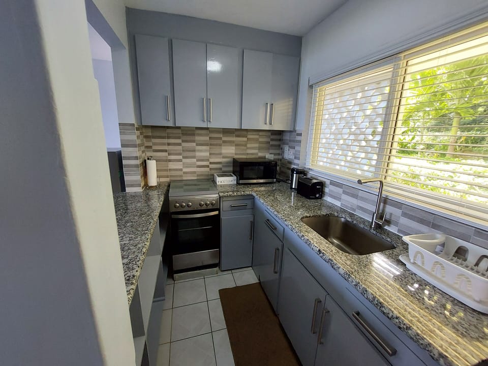 Fully equipped kitchen