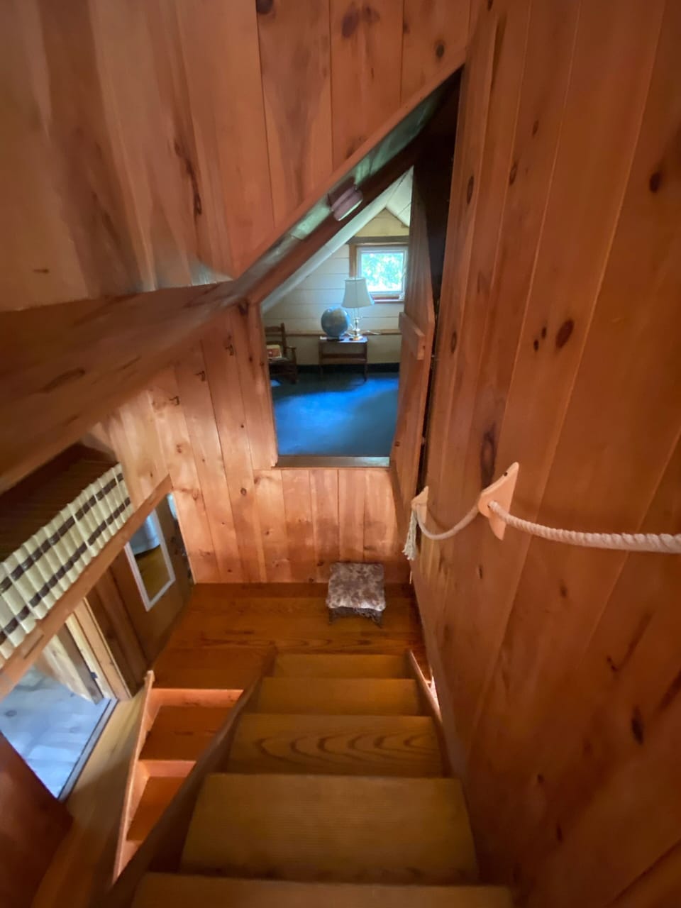 Main staircase 