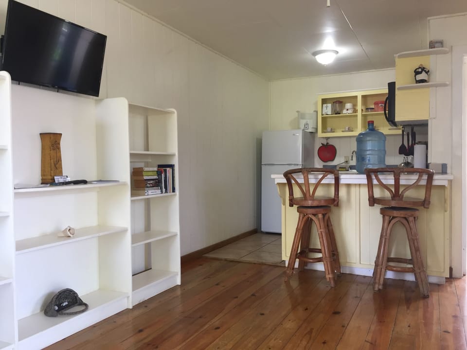 Main floor: living to kitchen