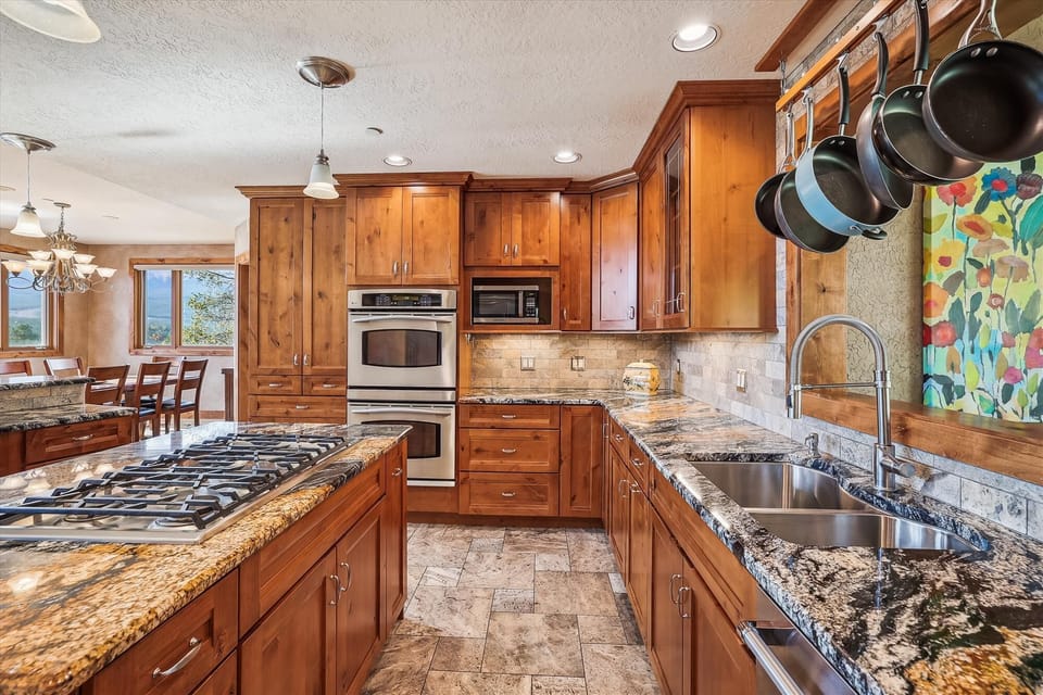 Kitchen - Rounds Retreat - Breckenridge Vacation Rental