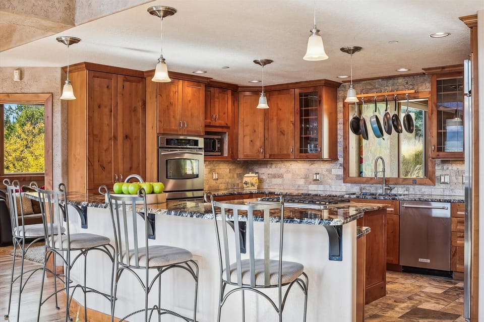 Kitchen - Rounds Retreat - Breckenridge Vacation Rental