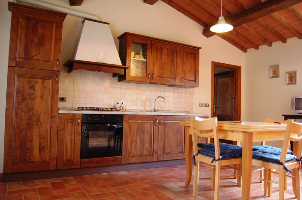 Apartment, 1 Bedroom, Smoking, Balcony | Interior