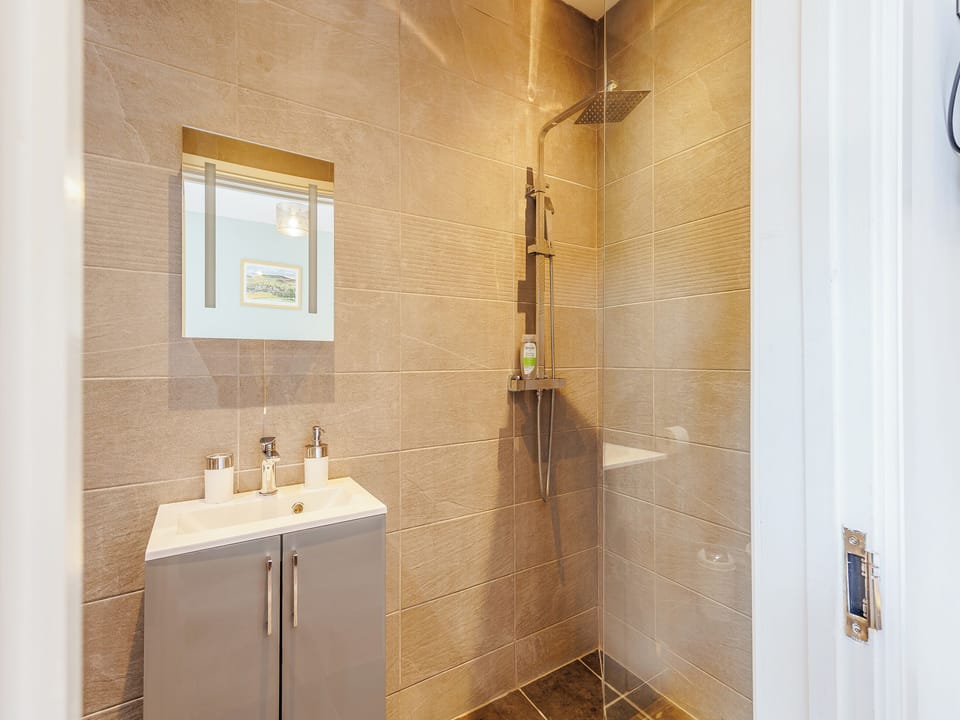 Bathroom | Ty Felin - Vale of Llangollen Farm Cottages, Trevor, near Llangollen