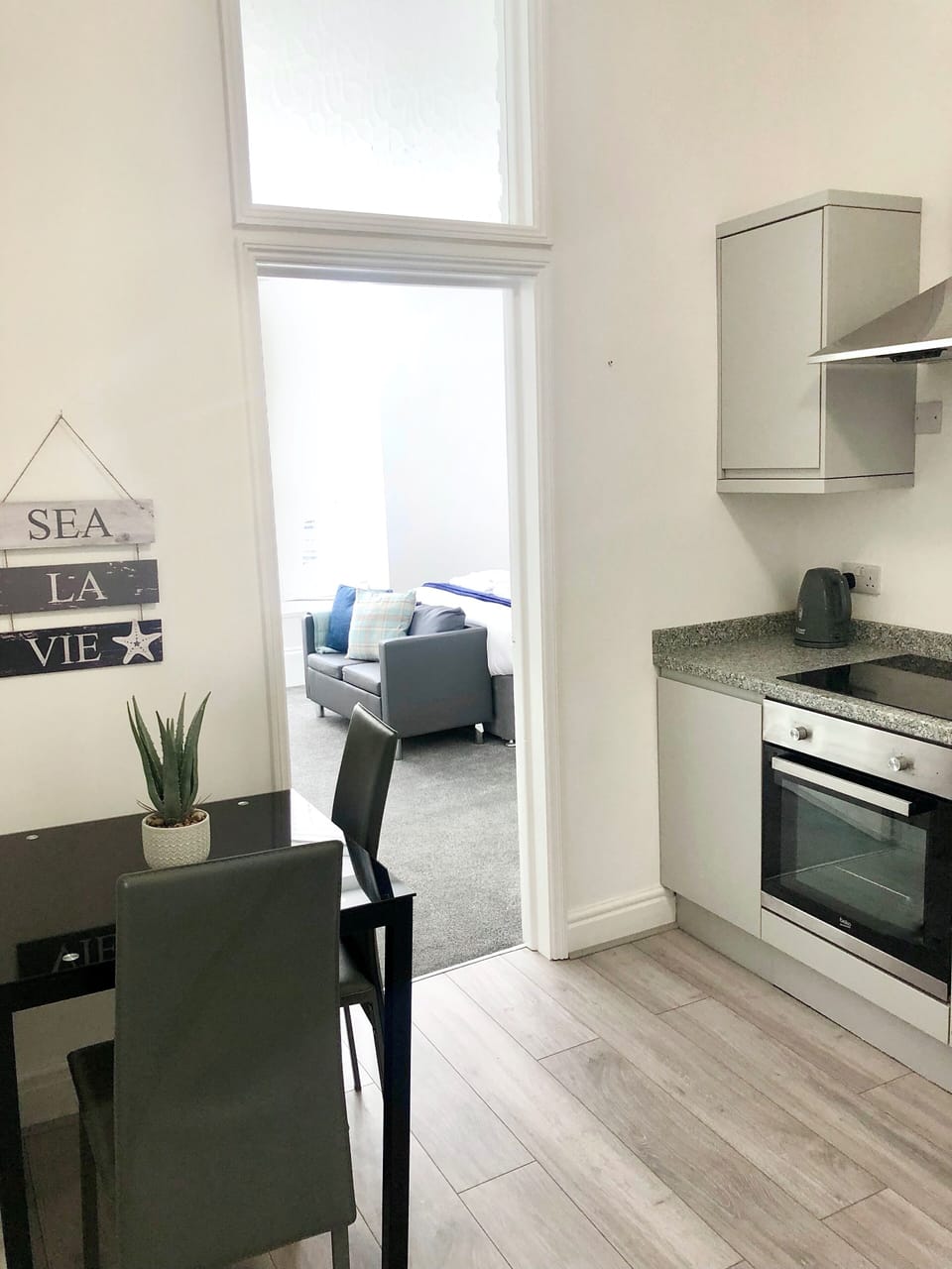 Deluxe Apartment, Ensuite | Interior
