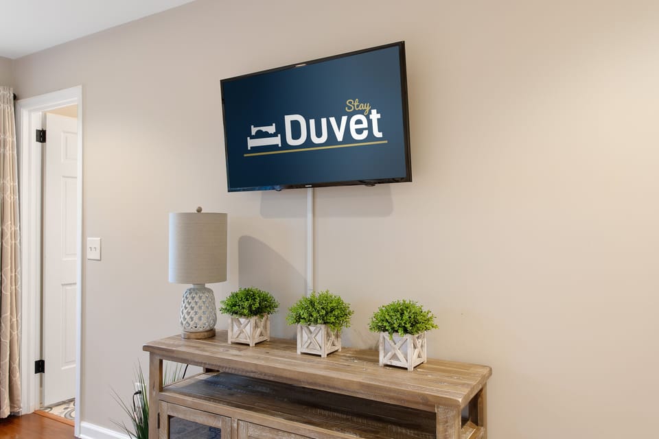 Bedroom 1 (King Bed) w/ 43" 4K HDTV