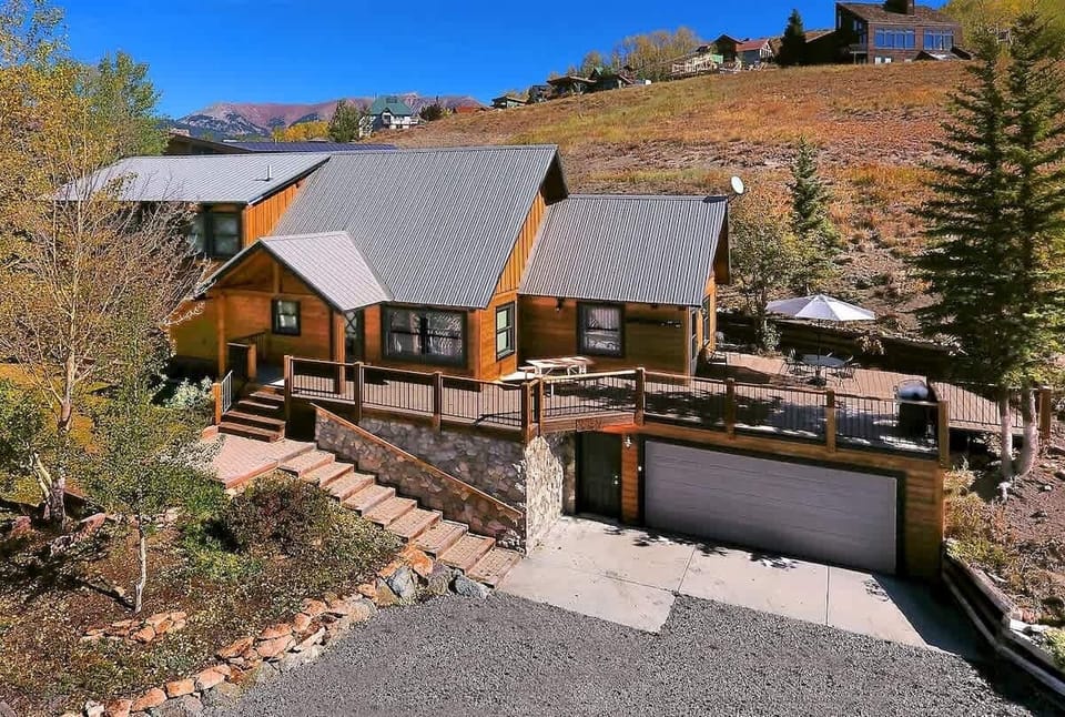 Whetstone Vista-Garage and Large Driveway