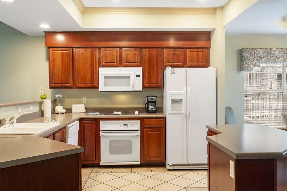 Full Kitchen with Major Appliances