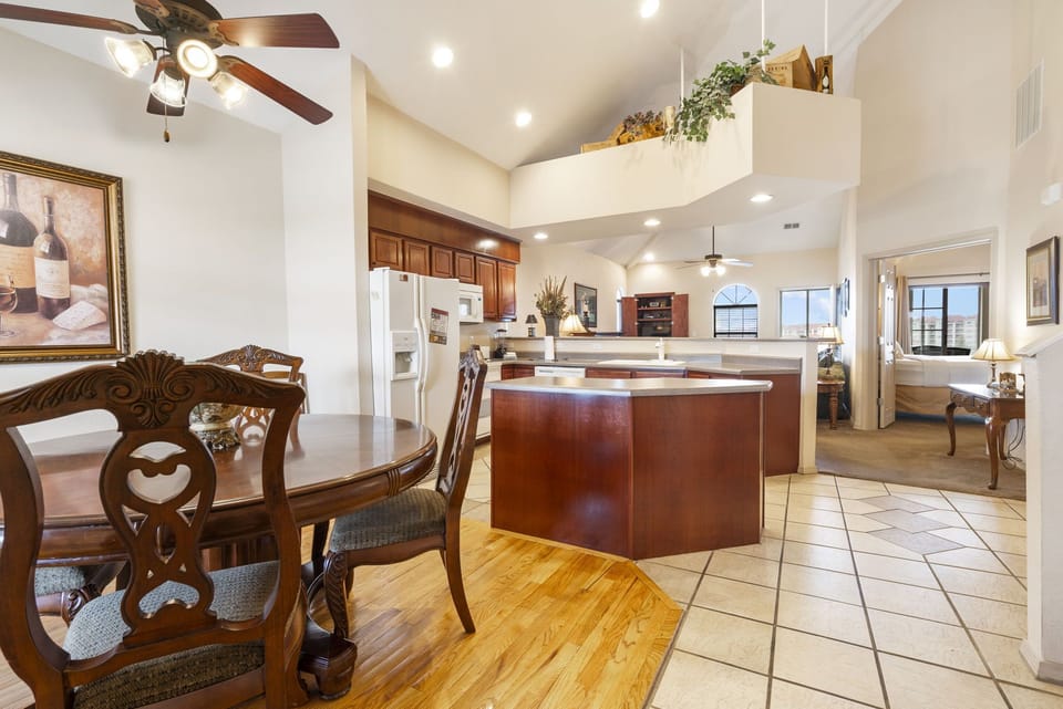 Open Floor Plan From Dining to Kitchen Area