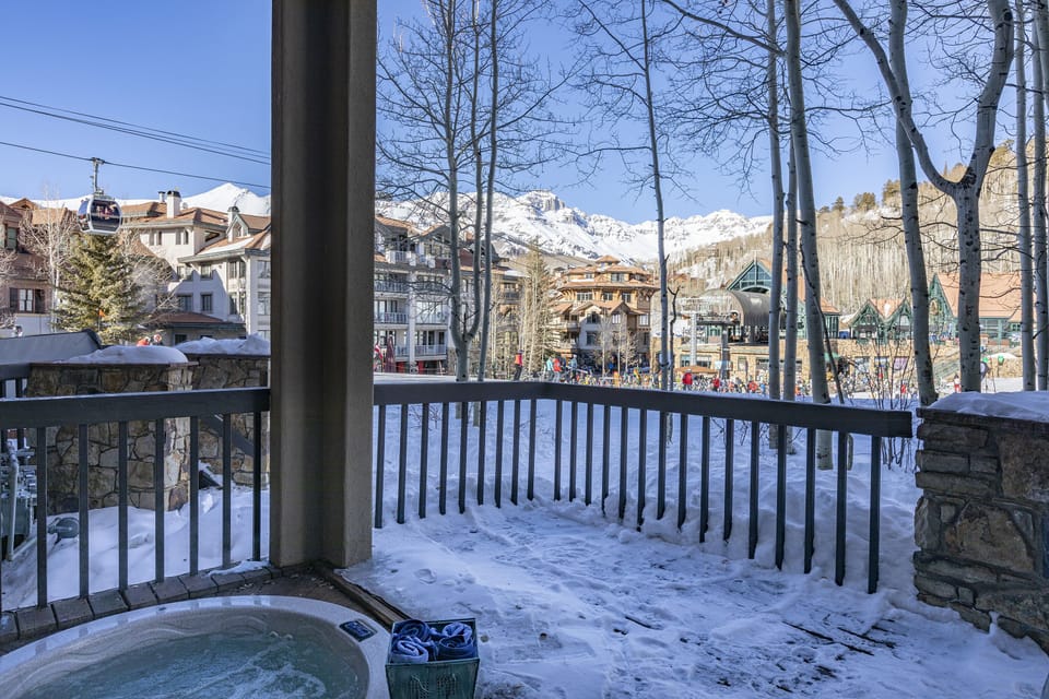 3.0-kayenta-lodge-mountain-village-hot-tub
