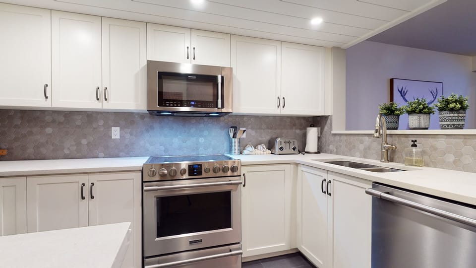 Fully equipped kitchen