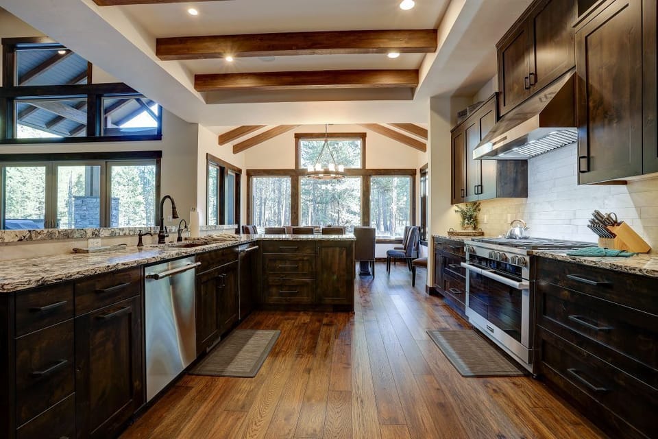 56671 Sunstone Loop-11