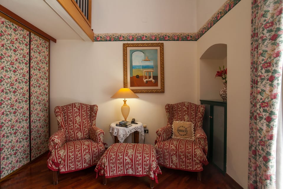 Studio, Kitchenette, City View | Minibar, in-room safe, desk, free WiFi
