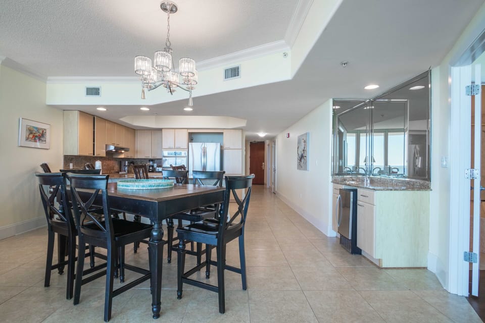 Caribe Resort B913 Dining Room