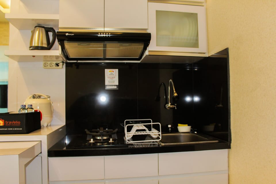 Fridge, stovetop, cookware/dishes/utensils
