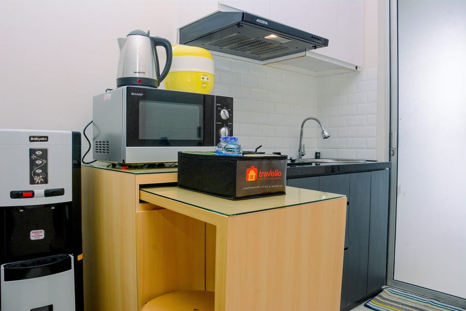 Fridge, stovetop, cookware/dishes/utensils