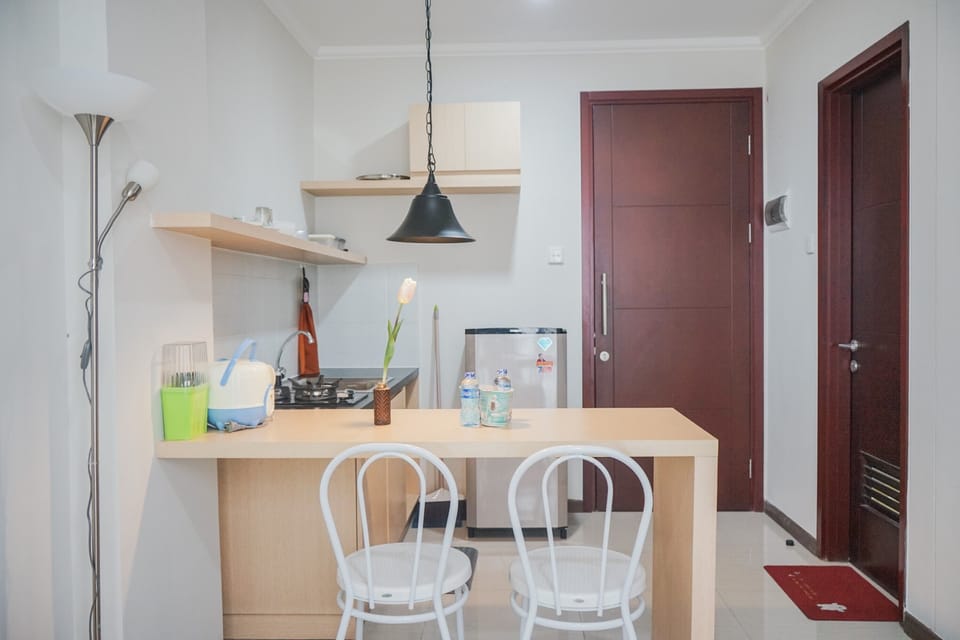 Room | In-room dining