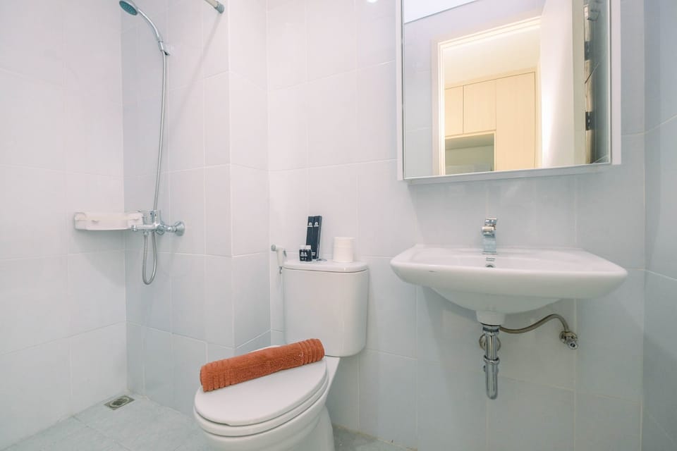 Room | Bathroom | Shower, towels