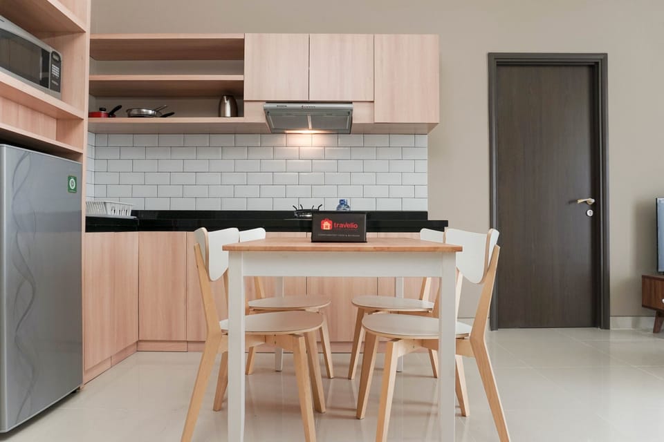 Room | In-room dining
