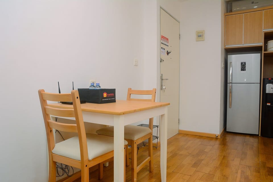 Room | In-room dining