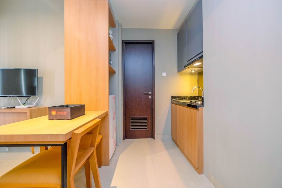 Room | In-room dining