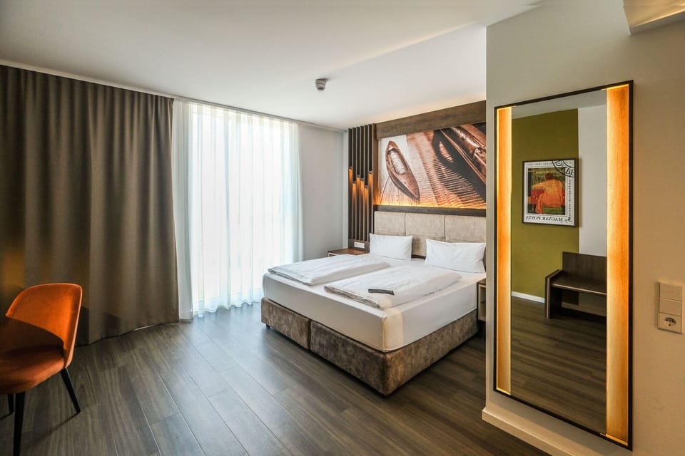 Superior Room | Hypo-allergenic bedding, memory foam beds, desk, laptop workspace