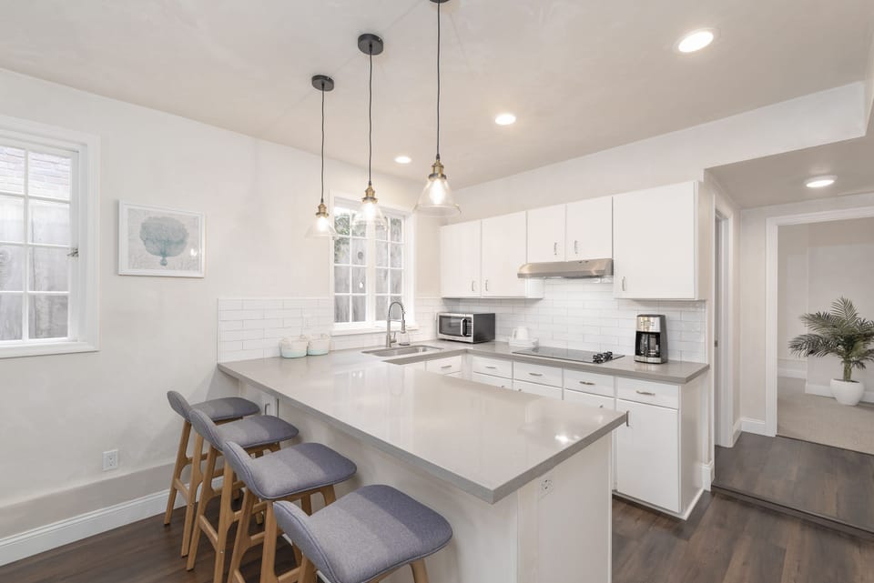 Fully Equipped Lower Level Kitchen