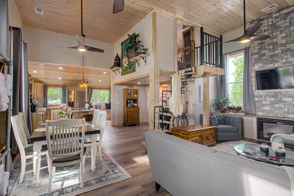 Living and dining open concept