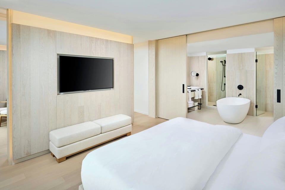 In-room safe, iron/ironing board, free WiFi, bed sheets