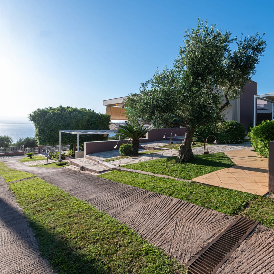 House, 1 Bedroom | Garden view