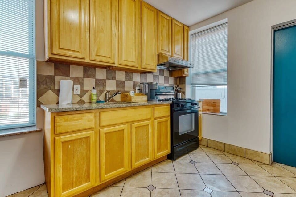 Kitchen equipped with essential cookware