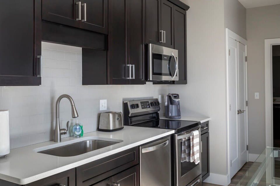 Entire kitchen at your fingertips