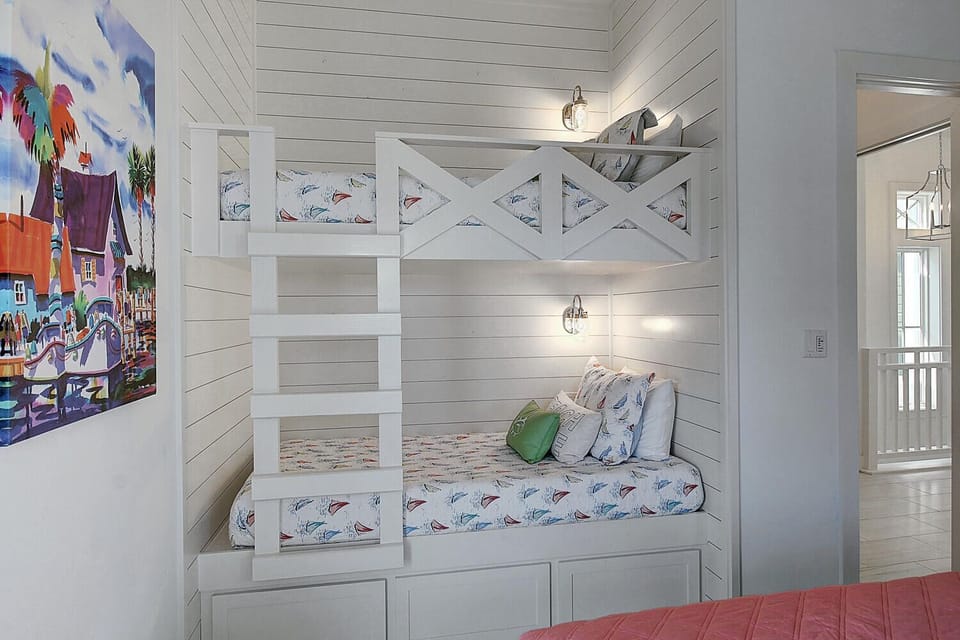 King Bedroom with Bunks, 2nd floor