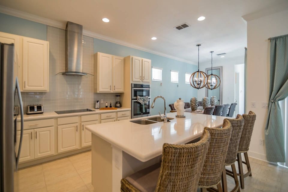 House (1517 Reunion) | Private kitchen | Coffee/tea maker, fridge, microwave, dishwasher